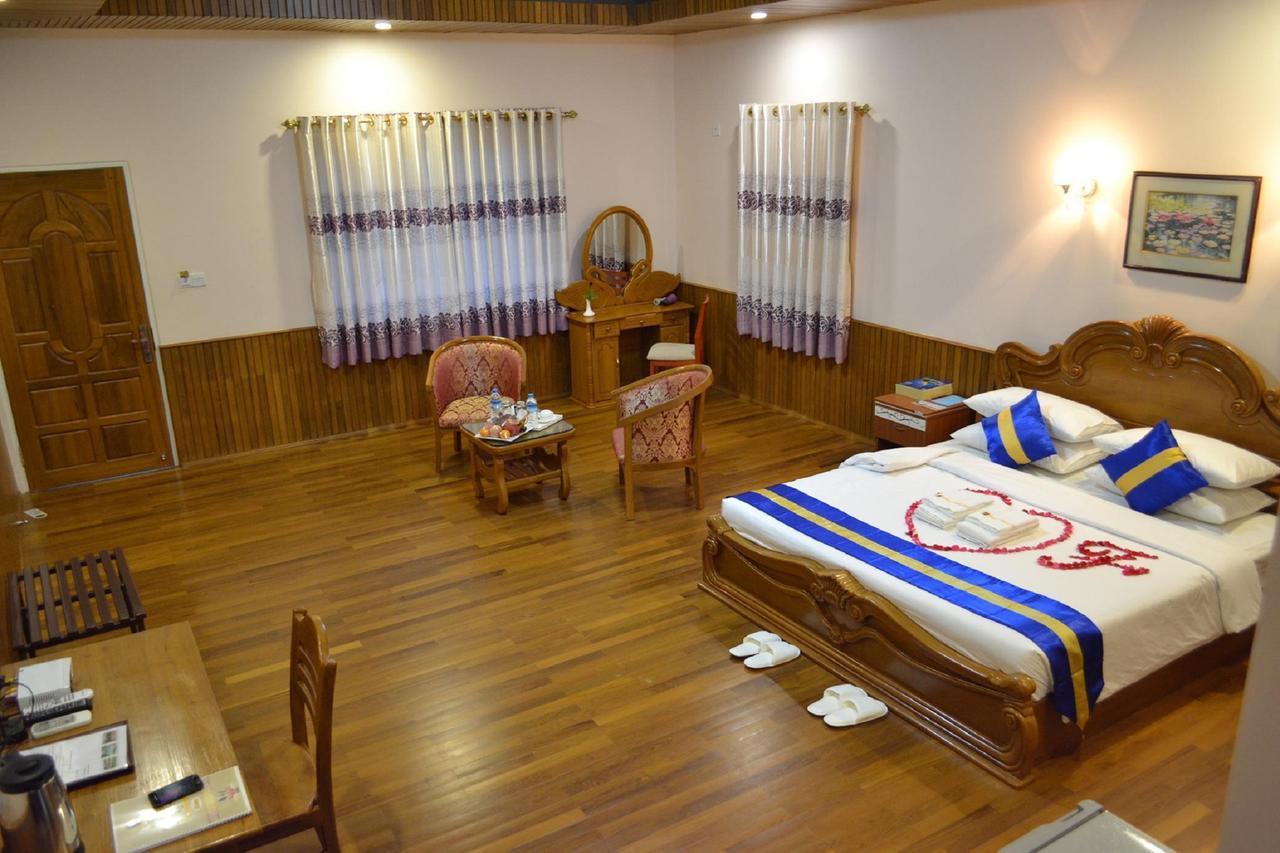 Famous Hotel Баго Екстер'єр фото